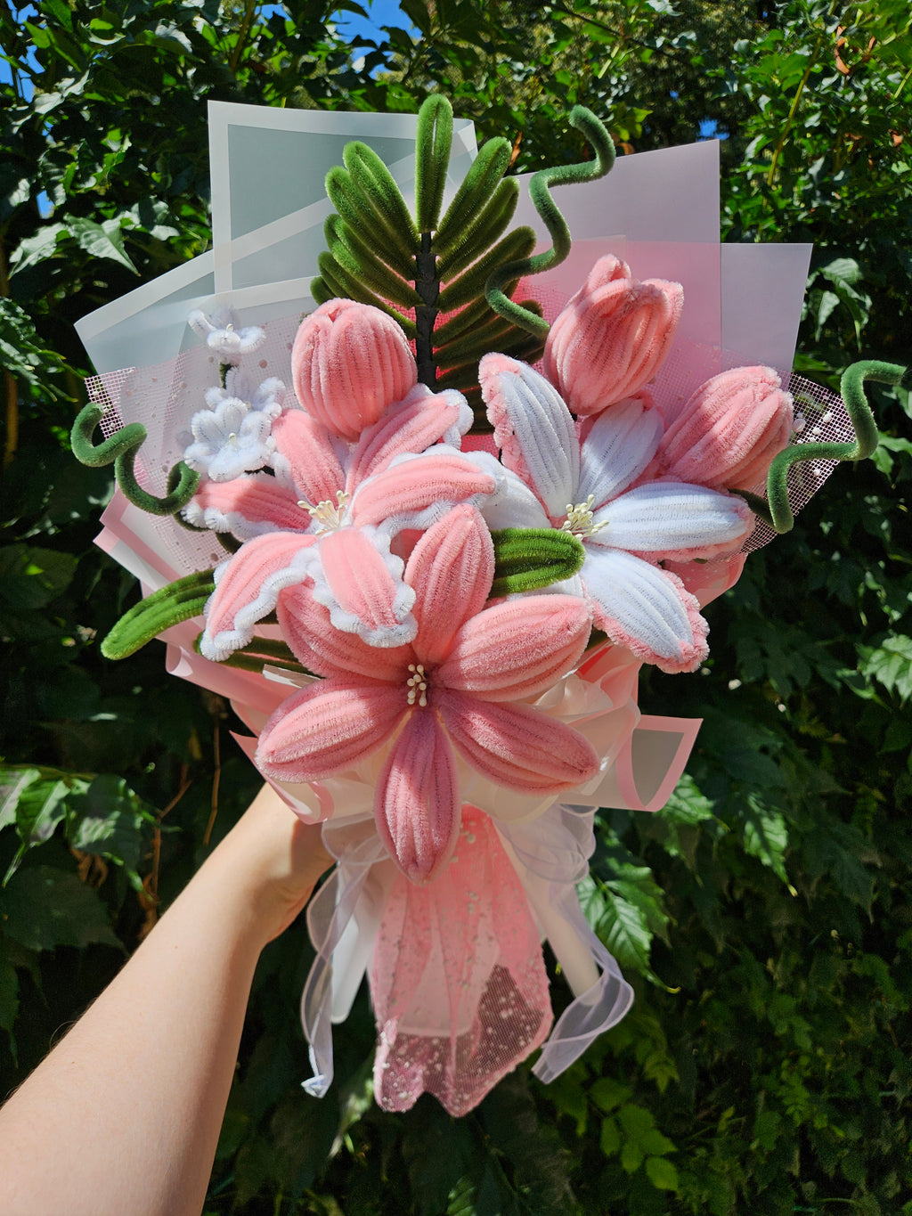 Pipe Cleaner Flower Bouquet - Pink & White