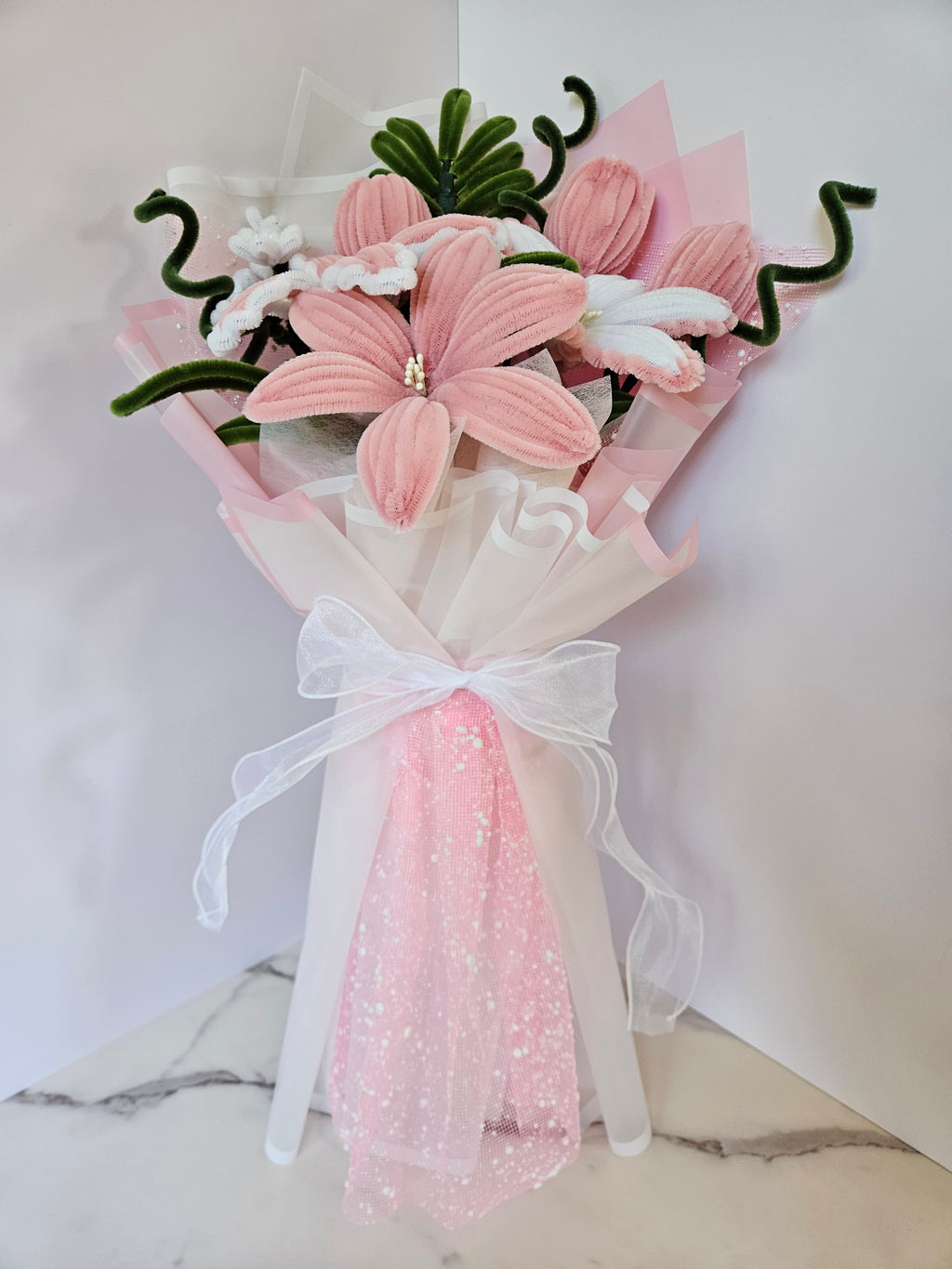 Pipe Cleaner Flower Bouquet - Pink & White
